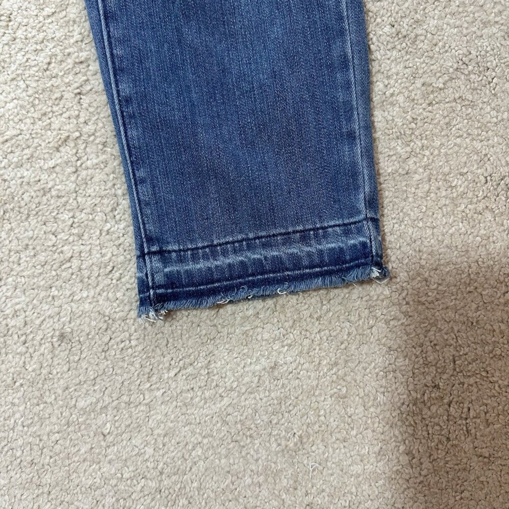 Vineyard Vines Jeans Women’s 4 Cropped Distressed Raw Hem Medium Blue Some Wear - Picture 3 of 16